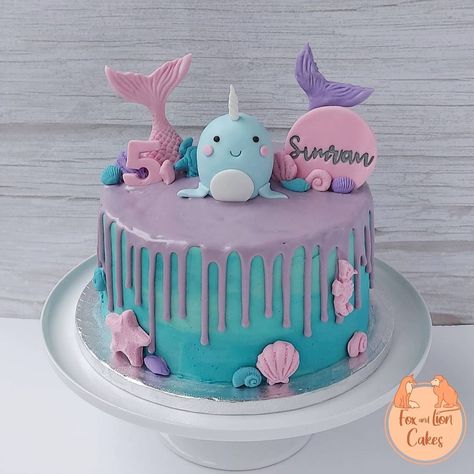 Fox and Lion Cakes on Instagram: “Narwhal cake! 💜 A narwhal and mermaid themed pastel drip cake for Simran's 5th birthday last week - I love the colours of this cake and I…” Narwhal Smash Cake, Narwhal Birthday Party Cake, Narwhal Cake Ideas, Mermaid Drip Cake, Narwal Cake, Narwhal Birthday Cake, Birthday Cakes For 7 Year Girl, Fox And Lion, Whale Birthday Cake