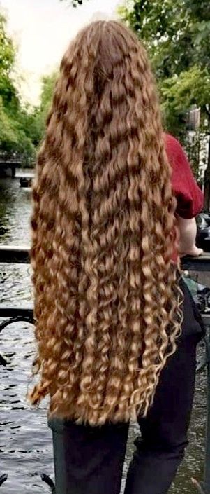 Elbow Length Hair, Effortless Hair, Open Hair, Curled Hair, Extremely Long Hair, Curls For Long Hair, Open Hairstyles, Long Curls