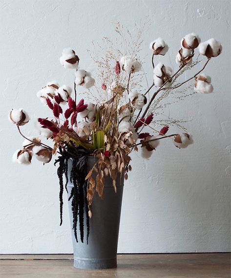 My Kind of Flower Arrangements | Nomadic Decorator Cotton Flower Arrangements, Magnolia Bud, Tulip Magnolia, Winter Floral Arrangements, Head Flower, Cotton Stems, Bouquet Inspiration, Berry Color, Diy Arrangements