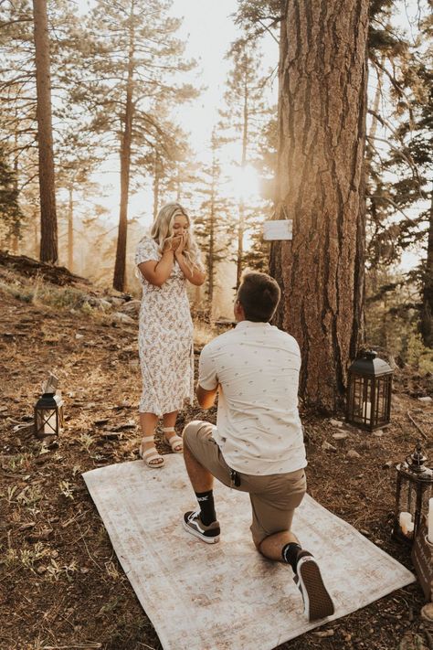 Engagement In The Woods, Boho Proposal Ideas, Engagement Ideas Proposal Surprise, Woods Proposal, Forest Proposal, Fall Proposal Ideas, Forest Engagement Shoot, Proposal Setup, Surprise Engagement Photos