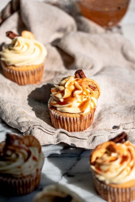 Apple Cider Cupcakes with Bourbon Icing - The G & M Kitchen Bourbon Icing, Halloween Dinner Party Menu, Party Recipe Ideas, Halloween Dinner Party Food, Bourbon Cupcakes, Cooking With Bourbon, Pumpkin Soup Easy, Bourbon Caramel Sauce, Halloween Dinner Party