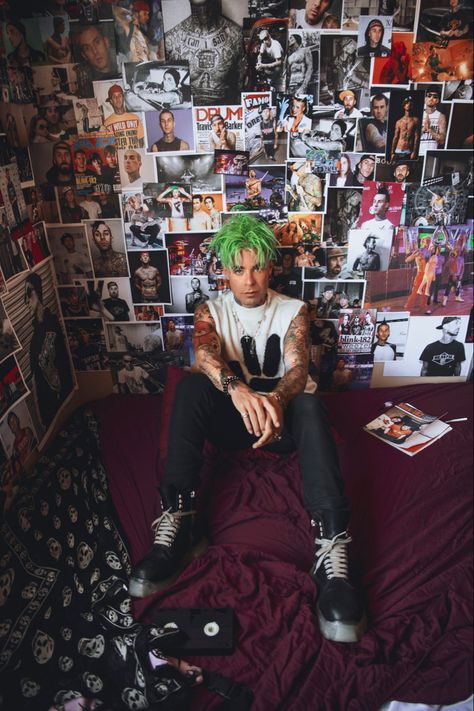 Mod Sun, Travis Barker, Grunge Photography, Musician, Style Inspiration, Sun, Wall, Photography