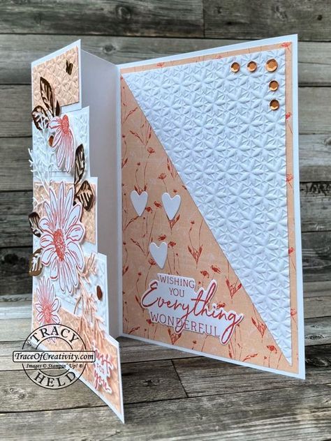 Creativity Abounds Blog Hop – Cheerful Daisies Z-Fold – Trace Of Creativity Cheerful Daisies, Diy Paper Flowers, Fancy Fold Card Tutorials, Tri Fold Cards, Card Making Templates, Daisy Cards, Gatefold Cards, Petal Flower, Beyond Beauty