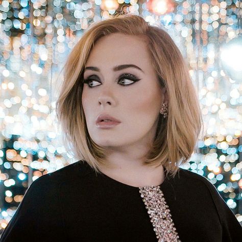 Beauty Adele Adele Hair, Long Bob Cuts, Cut Her Hair, Short Hair Color, Auburn Hair, Crazy Hair, Hair Cut, About Hair, Bobs Haircuts