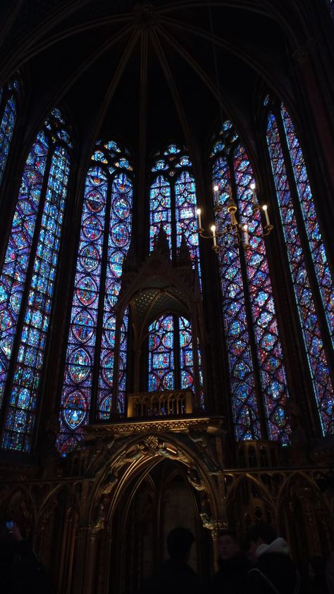 Gothic Architecture Wallpaper, Paris Dark Aesthetic, Dark Paris Aesthetic, Gothic Architecture Aesthetic, Goth Architecture, Gothic Style Architecture, Paris Ideas, Catholic Aesthetic, Sainte Chapelle Paris