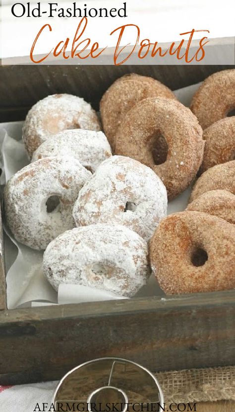 Sugar Donuts Recipe, Pumpkin Donuts Recipe, Dessert Pumpkin, Cake Doughnuts, Old Fashioned Donut, Pumpkin Doughnut, Yeast Donuts, Powdered Donuts, Cinnamon Donuts