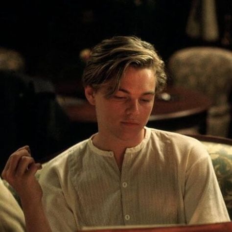 45 Leonardo DiCaprio Hairstyles Worthy of an Oscar | MenHairstylist.com 90s Mens Hair, Dyke Haircut, Dyke Hair, Leonardo Dicaprio Hair, Leonardo Dicaprio 90s, 90s Hairstyles, 90s Mens, Medium Hair Cuts, Boy Hairstyles