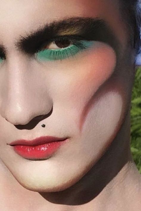 Drag Contour, Clown Makeup Male, Drag King Makeup Ideas, New Wave Makeup 80s, Club Kid Makeup, Masculine Makeup, New Wave Makeup, Strange Makeup, Cabaret Makeup