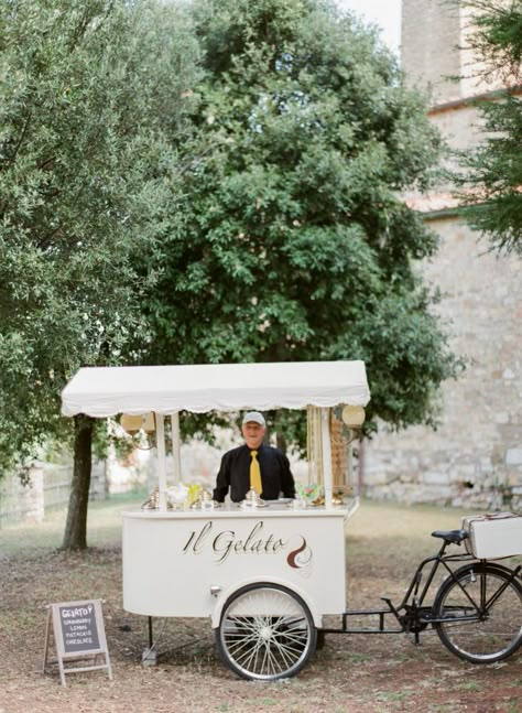 Food Truck Wedding, Mobile Bars, Outdoor Wedding Ideas, Wedding Cake Alternatives, Ice Cream Cart, Tuscan Wedding, Kentucky Wedding, Unique Wedding Cakes, Food Cart