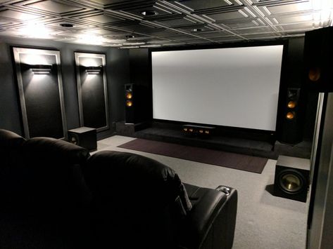 Luxury Theater, Basement Theater, Sala Cinema, Theatre Ideas, Movie Theater Rooms, Home Theater Room Design, Theater Rooms, Theater Room Design, Media Room Design