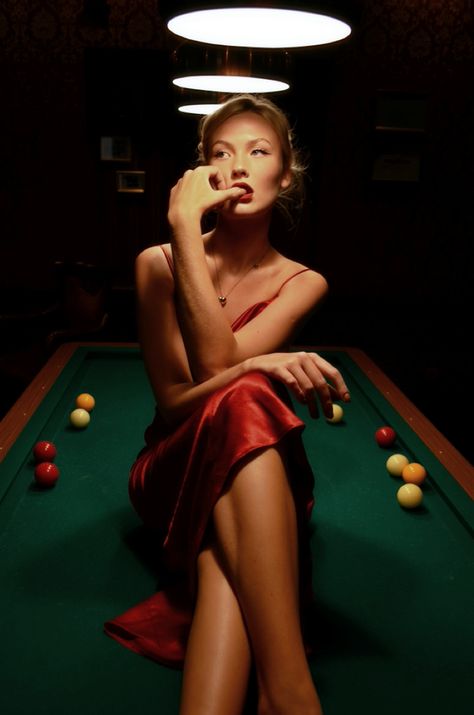 Billiard Photography, Pool Table Photoshoot, Billiards Aesthetic, Fashion Communication, Creative Shoot, Studio Photography Poses, Creative Photoshoot Ideas, Honey Bunny, Model Inspo