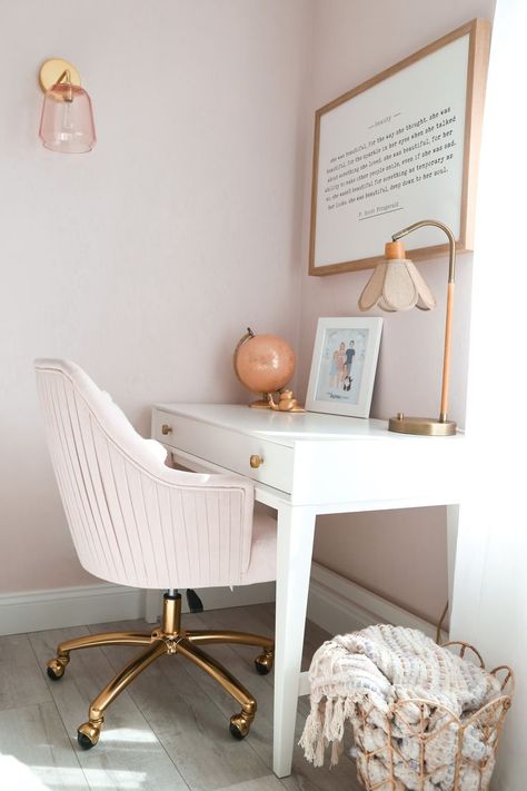 Small Desk Girls Bedroom, Girls Bedroom With Desk Ideas, Kids Bedroom With Desk, Girls Desks In Bedroom, Girls Room With Desk, Girl Desk Ideas, Desk Girls Room, Kids Desk Area In Bedroom, Girls White Desk