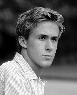 young ryan gosling #mirabellabeauty #ryan #gosling Ryan Gosling Interview, Young Ryan Gosling, Hey Girl Ryan Gosling, Remember The Titans, Girls Teacher, Райан Гослинг, Septième Art, The Book Thief, Sports Movie