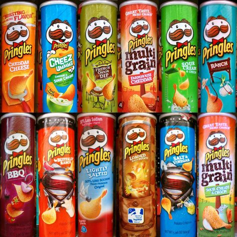 pringles chips can - Google Search Pringle Flavors, American Snacks, Stock Your Pantry, Potato Cheese, Vegetable Snacks, Potato Crisps, Tastemade Recipes, Junk Food Snacks, Grocery Foods