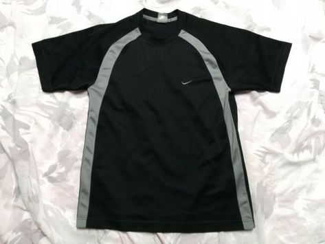 Sports Jerseys, Nike Shirt, Jersey Style, Fits Clothes, Swoosh Logo, Streetwear Men Outfits, Moda Vintage, Teen Fashion Outfits, Dream Clothes