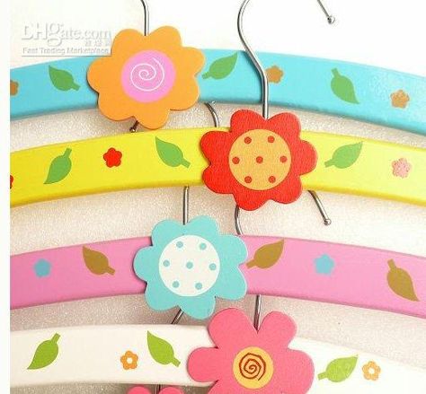 Wooden Hangers Clothes Hanger Wood, Coat Hanger Diy, Baby Coat Hangers, Hanger Covers, Kids Clothing Store Design, Wooden Clothes Hanger, Diy Clothes Hangers, Closet Hangers, Deco Paint