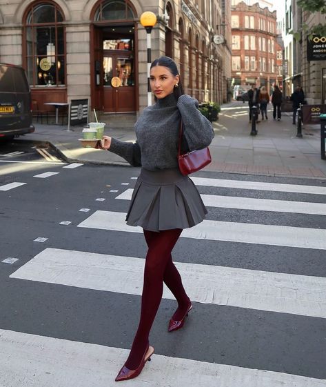 Burgundy Tights Outfit Winter, Skirt Outfit Ideas Winter, Cute Winter Skirt, Burgundy Tights Outfit, Feminine Work Outfit, Burgundy Tights, Outfit Ideas Winter, Skirt Outfit Ideas, Glamorous Outfits