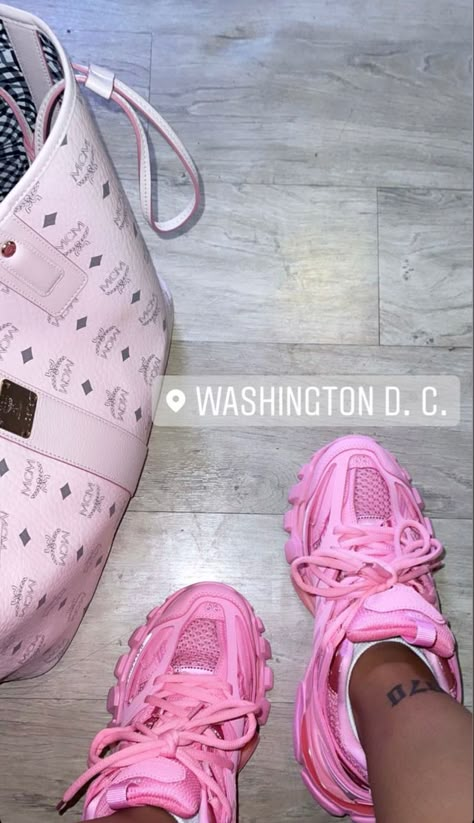 Pink Balenciaga Shoes, Pink Balenciaga, Luxury Lifestyle Fashion, Cute Nike Shoes, Fresh Shoes, Fancy Shoes, Hype Shoes, Cute Nikes, Girly Shoes