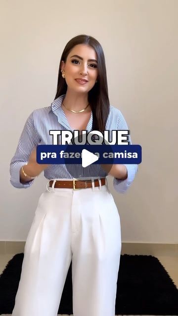 Cris Moraes on Instagram: "Repost from @deahzanetti
•
2 dicas para sua camisa🤩

Se você assim como eu ama camisas vai amar esses truques!!❤️

A primeira dica é pra usar a camisa com calça  branca, pra ela não marcar na calça!!😍

O segundo truque é perfeito com camisa acetinada!! 

Já salva essa dica pra não perder

#lookdodia #ootd #inspired #looks #ootdfashion #outfit #viral #explorar #foryou #lookinspiração #explore #fyp #outfitinspo #oldmoney #quietluxury #dicadodia #truquedeestilo #truques #dicademoda #camisa" Collar Tshirt Women Outfit, Shirt Outfit Ideas, Collar Tshirt, Instagram Repost, Shirt Outfit, T Shirts For Women, Clothes For Women, T Shirt, On Instagram