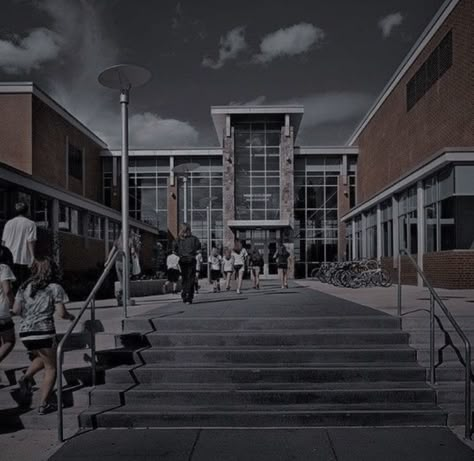 School Buildings Aesthetic, Fancy School Aesthetic, Instituto Aesthetic, American School Aesthetic, Mphfpc Aesthetic, Julliard School, 1989 Taylor's Version, Only Aesthetic, School Hallways