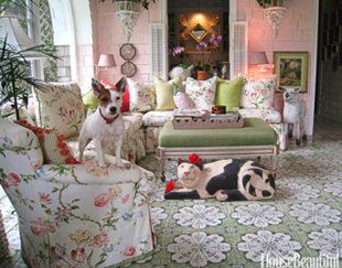 Chintz Decor, Romantic Apartment, Dog Bedroom, Apartment Pet, Puppy Room, Celerie Kemble, Space Animals, Sitting Rooms, Pet Spaces