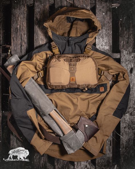 See the Helikon-Tex Numbat Chest Kit bag by clicking the link here. Helikon Tex Bag, Chest Pack, Hiking Supplies, Outdoor Survival Kit, Army Surplus, Bushcraft Gear, Chest Rig, Bushcraft Camping, Survival Gardening