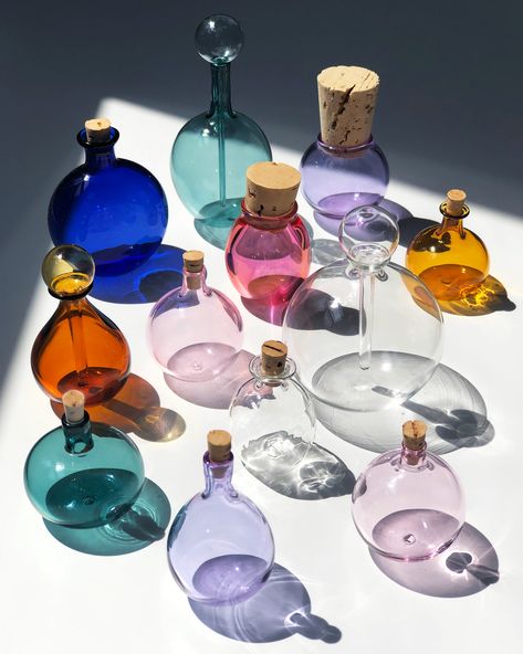 Slow Beauty, Glass Things, Glass Vials, Bottle Design, Light And Shadow, The Earth, Colored Glass, Hand Blown, Glass Bottles