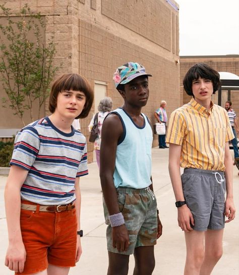 Cosas Raras/Stranger Things on Instagram: “WILL, LUCAS AND MIKE (STRANGER THINGS SEASON 3) A still photo from TV series Stranger Things with Will, Lucas and Mike (played by Noah…” The Founder Movie, Mike Stranger Things, Stranger Things Fashion, Stranger Things Style, From Tv Series, Lucas Stranger Things, Caleb Mclaughlin, Stranger Things Outfit, Stranger Things Mike