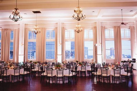 The Room on Main Save Money Wedding, Reception Tablescapes, Dallas Wedding Venues, Dfw Wedding, Wedding Event Design, Peach Blush, Blue Peach, Dallas Wedding, Wedding Beauty