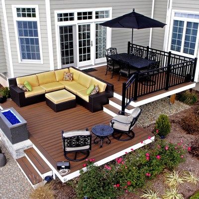 Trex transcends decking, steel framing and custom aluminum railing with fire pit. Patio Plan, Tiered Deck, Backyard Patio Deck, Deck Pictures, Steel Framing, Patio Deck Designs, Cozy Backyard, Deck Designs Backyard, Aluminum Railing