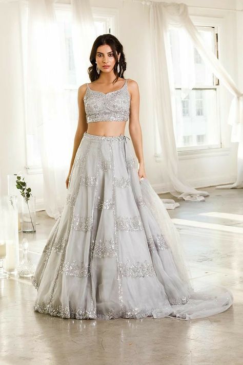 Lengha Simple, Organza Bridal Lehenga, Sari Ideas, Organza Bridal, Drape Sarees, Net Skirt, Grey Mirror, Desi Wedding Dresses, Indian Outfits Lehenga