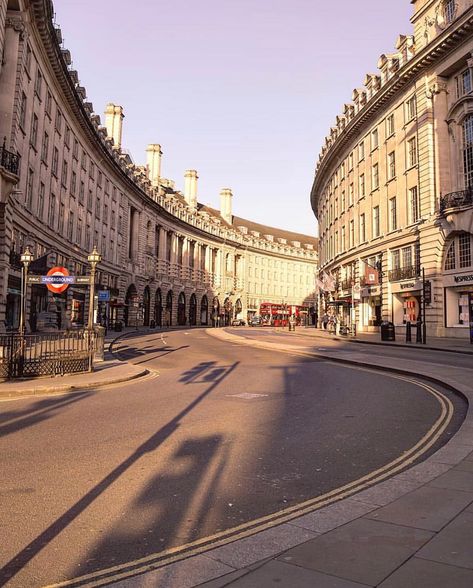 Regent Street Regents Street, Regent Street London, London Vibes, Regent Street, London Aesthetic, Travel Journal Ideas, London Town, Visit London, Ireland Scotland