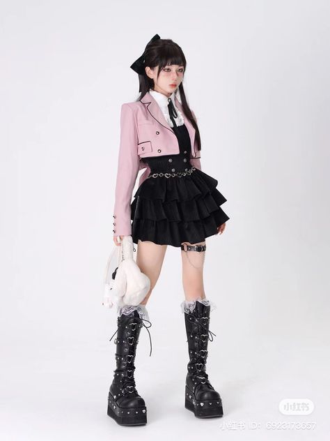 Jpop Outfit Girl, Pink Kpop Fashion, Pink Kpop Outfit, Korean Idol Outfit, Jpop Idol Outfits, Japanese Idol Outfits, Kpop Looks, Peony Aesthetic, Punk Style Outfits