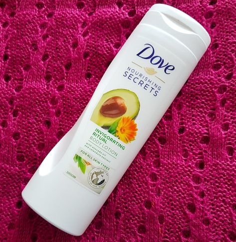 Dove Nourishing Secrets Avocado Invigorating Ritual Body Lotion Review Dove Body Lotion, Dove Body Cream, Dove Lotion, Dove Nourishing Secrets, Dove Cream, Dove Beauty, Kaftan Designs, Happy Stuff, Cute Lazy Outfits