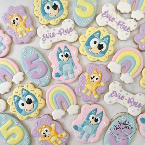 Bluey Sugar Cookie, Bluey Cookies For Girl, Bluey Cookies, Fiesta Bluey, Cookie Birthday, Bluey Party, Bluey Birthday, 9th Birthday Parties, 13th Birthday Parties