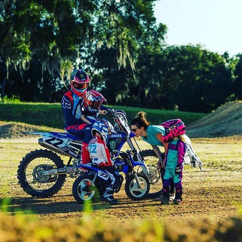 Proud to be part of the FOX family. I love that my husband (after 30 years of racing)  still gets SO excited for new gear!!! Now the whole family shares the excitement!! 🙌🏼#foxracing #family #motofamily #onebrandonefamily Dirt Bike Couple, Motocross Couple, Dirt Bike Quotes, Motocross Girls, Motorcycle Baby, Bike Couple, Cute Country Couples, Touring Bicycles, Fox Family