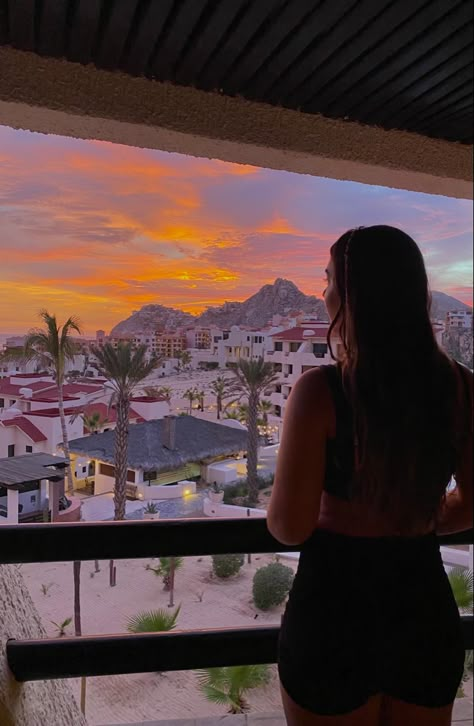 sunset inspo pictures photoshoot photography inspiration Cabo San Lucas Mexico Aesthetic, Los Cabos Mexico Pictures, Mango Deck Cabo San Lucas, Los Cabos Mexico Aesthetic, Cabo San Lucas Outfits Summer, Cabo Mexico Aesthetic, Cabo San Lucas Aesthetic, Cabo Girls Trip, Los Cabos Mexico Outfits