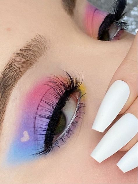 Pastel eyeshadow Spring eyeshadow Creative Spring Eye Makeup, Easter Makeup Looks Simple, Easter Eye Makeup, Easter Eyeshadow Looks, Spring Eyeshadow Looks, Pastel Eyeshadow Looks, Easter Eyeshadow, Spring Eyeshadow, Powerful Makeup