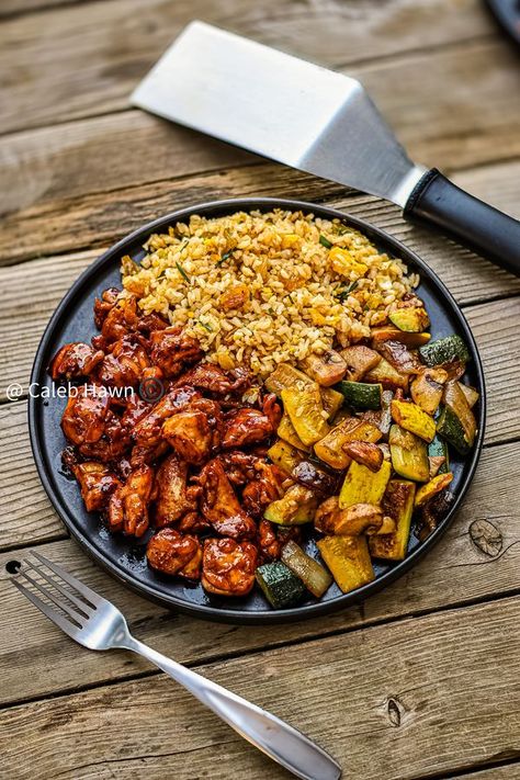 Mommy Needs A Recipe!! | (Teppanyaki-Style) 🔪👨🏽‍🍳♨️ Teriyaki Chicken w/ Golden Raisin Fried Rice and -Mixed Vegetables- Zucchini, Yellow Squash, Mushrooms & ... | Facebook Zucchini Yellow Squash, Golden Raisins, Yellow Squash, Teriyaki Chicken, Mixed Vegetables, Fried Rice, Raisin, Onions, Zucchini