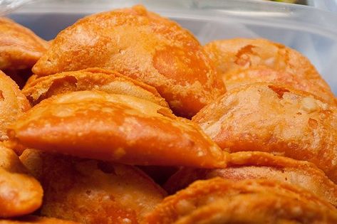 Chamorro Empanada Recipe, Guamanian Recipes, Guamanian Food, Guam Food, Chamorro Food, Guam Recipes, Chamorro Recipes, Island Recipes, Moms Kitchen