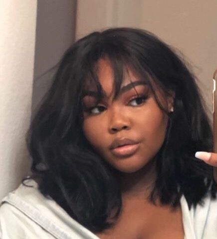 Wolfcut Hair Black Woman, Bangs Relaxed Hair, Blowout With Bangs Black Women, 90s Bangs Black Women, Silk Press Bangs Natural Hair, Sew In Weave With Closure Curtain Bangs, Black Medium Length Hair With Bangs, Black Woman Curtain Bangs, Bangs With Medium Hair Black Women