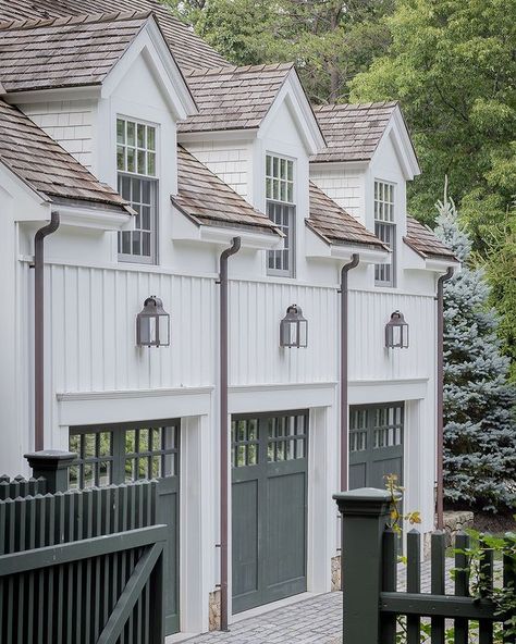 Hampton House Exterior, Addition Above Garage, Weston Massachusetts, Farmhouse Colonial, Patrick Ahearn Architect, Patrick Ahearn, Carriage House Garage, Garage Guest House, Garage Addition