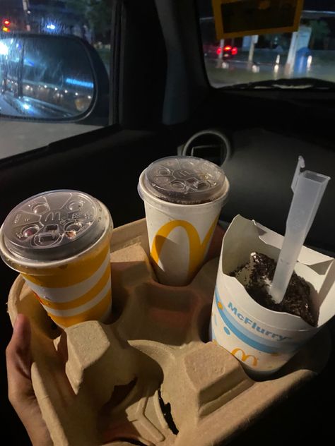 Ice Cream Couple Aesthetic, Late Night Couple Aesthetic, Mcdonald's Aesthetic, Korean Skin Care Secrets, 17th Birthday Ideas, Late Night Food, Night Music, Night Drive, Night Food