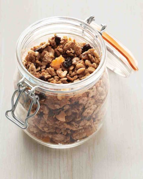 Matzo Granola Recipe: Think outside the matzo box and try this tasty option, delicious for breakfast or any other time of day. Matzo Granola, Passover Ideas, Passover Food, Unleavened Bread, Matzo Meal, Vegan Holiday, Candy Treats, Passover Recipes, Kosher Recipes