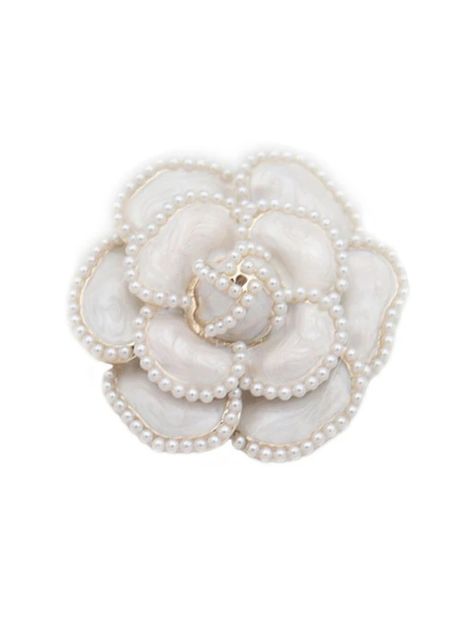 Retro Pearl Solid Floral Brooch – Retro Stage - Chic Vintage Dresses and Accessories Xo Jewelry, Pearl Accessories, Gold Chain With Pendant, Floral Brooch, Mens Gold Bracelets, Chanel Jewelry, Ladies Diamond Rings, Pearl Brooch, Vintage Pearls