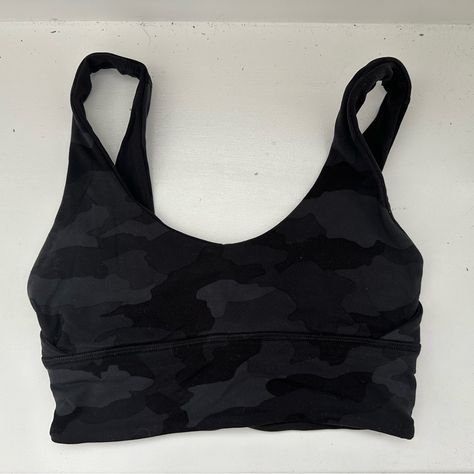 Black And Camo Reversible Tank Top Sports Bra Never Worn Lululemon Lulu Camo Bra, Lulu Lemon Sports Bras, Lululemon Wishlist, Lululemon Clothes, Lulu Tops, Camo Bra, Cute Outfits With Shorts, Bodycon Dress Homecoming, Trendy Water Bottles