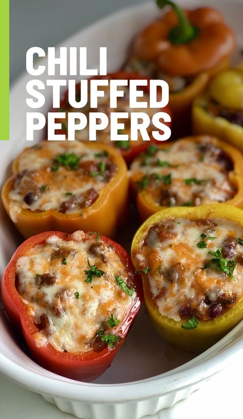 There’s nothing better to warm you up than homemade chili… except when you serve it in one of our Sweet Bell Peppers! These Chili Stuffed Peppers are a fresh take on an old classic. #SweetBellPeppers #pepper #stuffedpepper #chili #flavorUP #LiveDeliciously Chili Stuffed Bell Peppers, Chili Peppers Recipes, Chili Stuffed Peppers, Chili Pepper Recipes, Mini Sweet Peppers, Sweet Bell Peppers, Beefsteak Tomato, Chili Seasoning, Mushroom And Onions