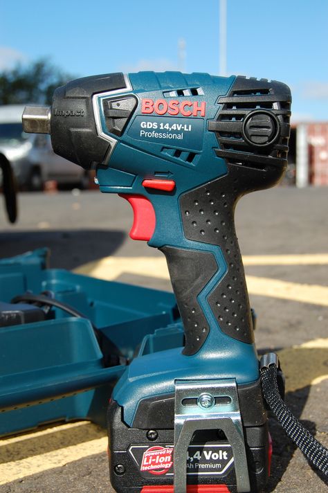 Cordless Power Tools, Screws And Bolts, Impact Driver, Impact Wrench, Cordless Drill, Electric Drill, Garage Workshop, Power Tool, Best Investments