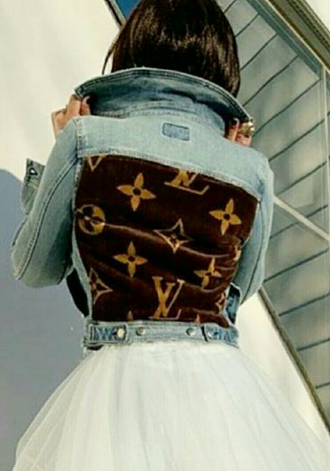 Lv Denim Jacket, Louis Vuitton Denim Jacket, Louis Vuitton Jeans, Best Fall Outfits, Louis Vuitton Denim, Denim Diy Clothes, Jackets Style, Diy Denim Jacket, Upcycle Clothes Diy