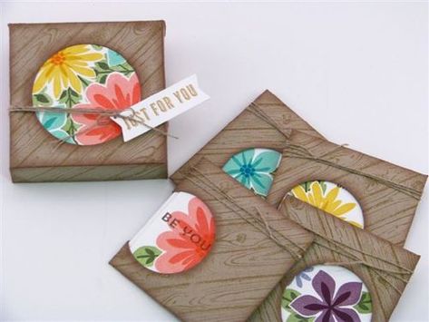 noetecard set: 3 X 3 cards and a package by Martha Inchley ... luv the look of Hardwood wookgrain on the diagonal ... kraft base ... brightly colored flowers on a popped up die cut circle ... great gift idea ... Stampin'Up! 3 X 3 Cards Ideas, 3 X 3 Cards, 3x3 Cards, Mini Cards, Stampin Up Catalog, New Flower, Photopolymer Stamps, Colored Flowers, Flower Patch